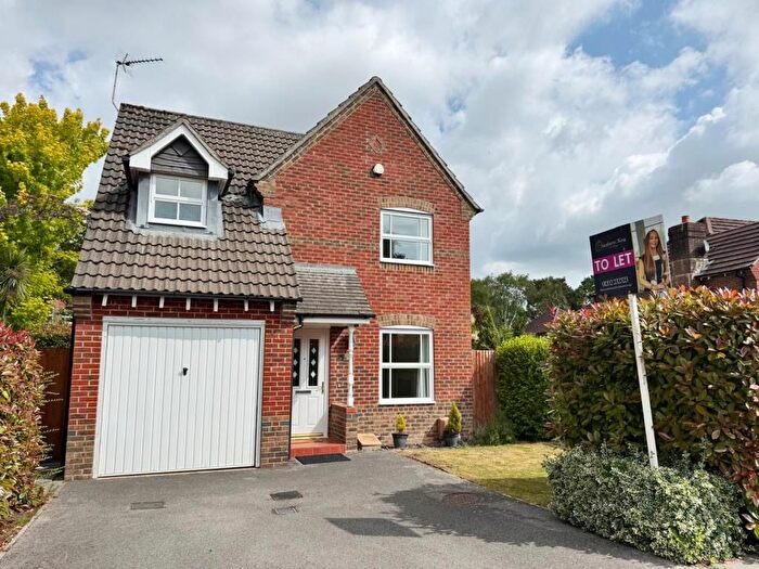 3 Bedroom Detached House To Rent In Wollaton Road, Ferndown, BH22