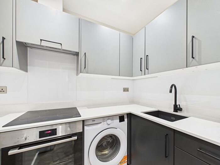 1 Bedroom Flat To Rent In , London Road, RH15