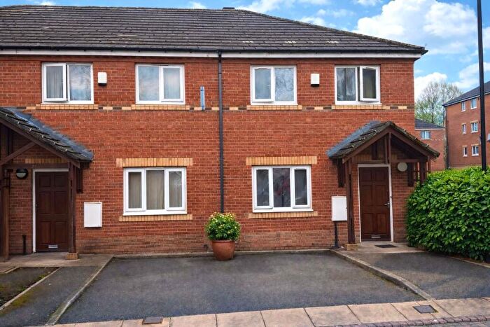 4 Bedroom Semi Detached House To Rent In Headford Gardens, S3