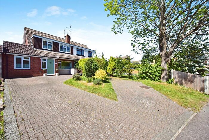 3 Bedroom Semi-Detached House For Sale In The Landway, Bearsted, Maidstone, Kent, ME14