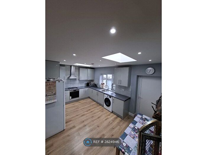 6 Bedroom Semi Detached House To Rent In Chapman Crescent, Harrow, HA3