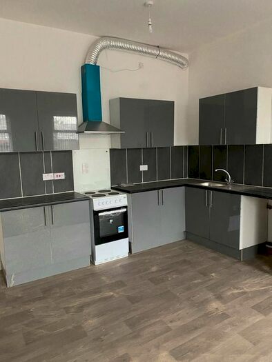 1 Bedroom Flat To Rent In Bright Street, Bradford, West Yorkshire, BD15