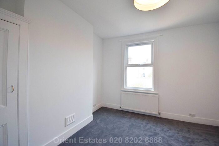 4 Bedroom Terraced House To Rent In West Hendon Broadway, London, NW9