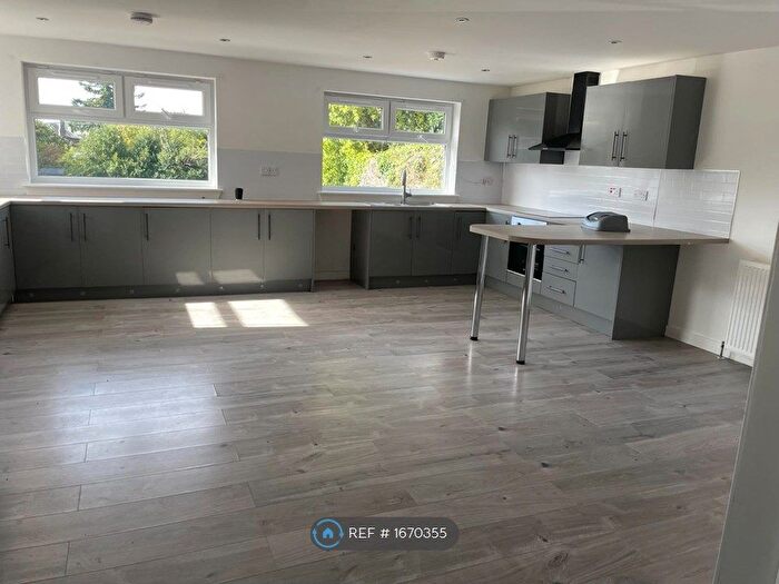 6 Bedroom Semi-Detached House To Rent In Galvelmore Street, Crieff, PH7