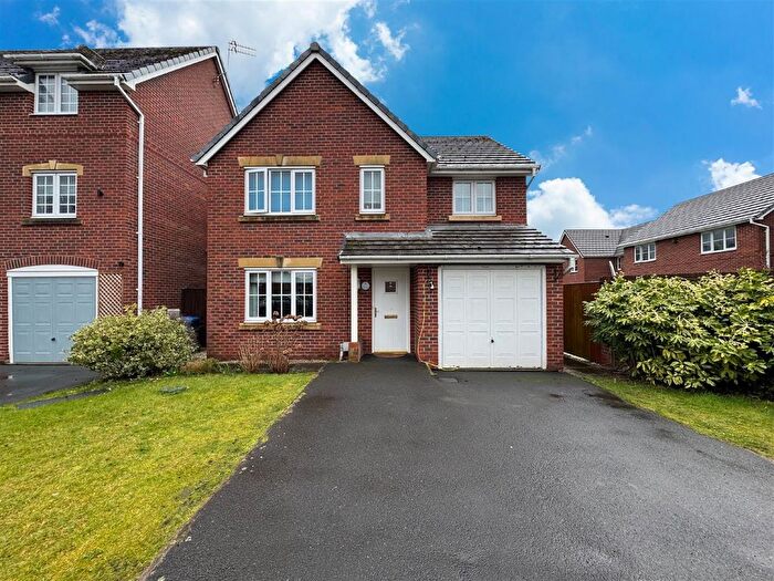 Property To Rent In Manhattan Gardens, Great Sankey, Warrington, WA5