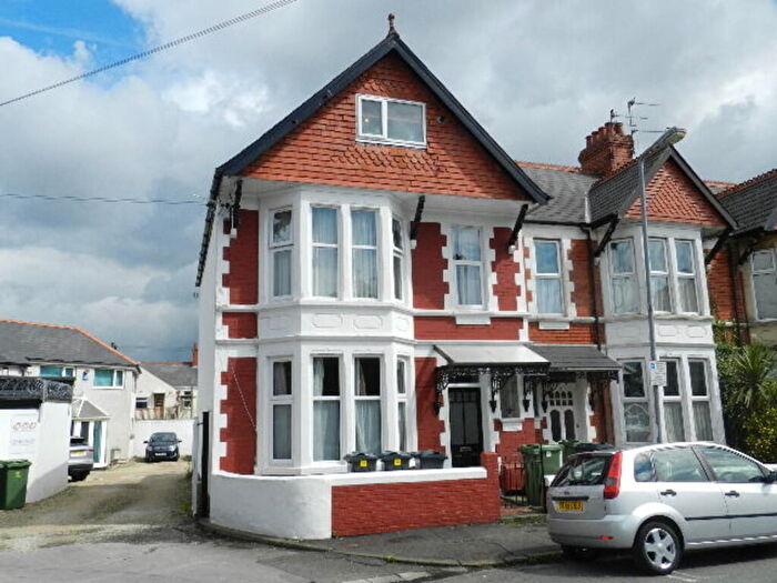 3 Bedroom End Of Terrace House For Sale In Laytonia Avenue, Cardiff, CF14