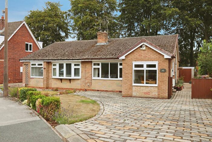 2 Bedroom Semi Detached Bungalow For Sale In Edinburgh Drive, North Anston, Sheffield, S25