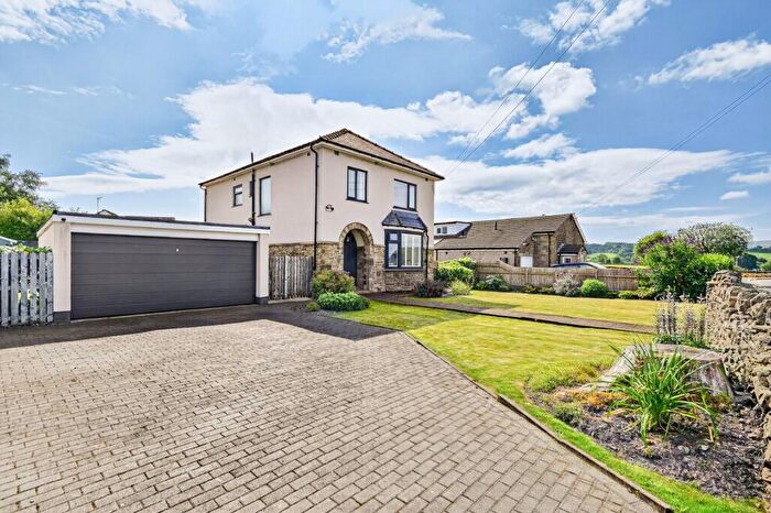 4 Bedroom Detached House For Sale In Ormerod Street, Worsthorne, BB10