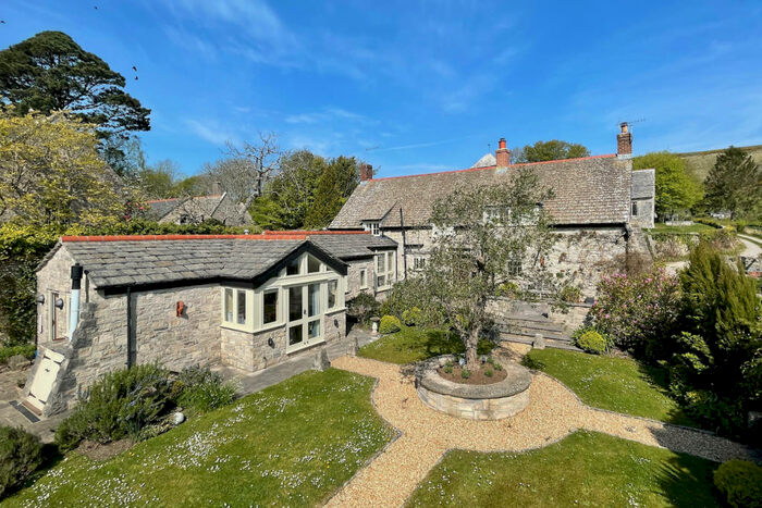 4 Bedroom Detached House For Sale In Church Knowle, BH20