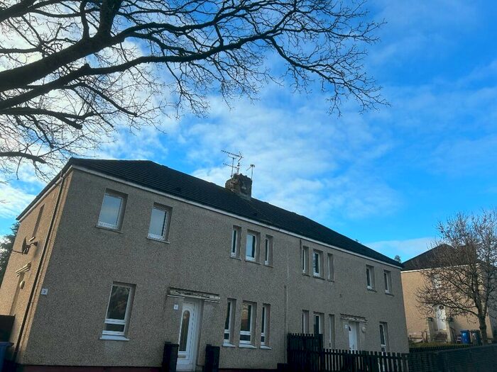 2 Bedroom Flat To Rent In Calderpark Street, Lochwinnoch, Renfrewshire, PA12