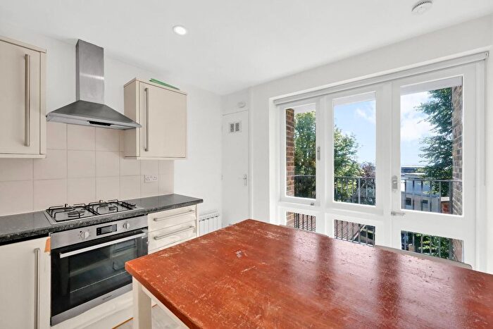 2 Bedroom Flat To Rent In Prince Arthur Road, London, NW3