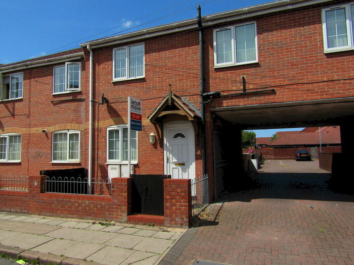 3 Bedroom Terraced House To Rent In Stanley St, Grimsby, DN32