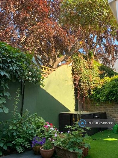 1 Bedroom Flat To Rent In Taybridge Road, London, SW11