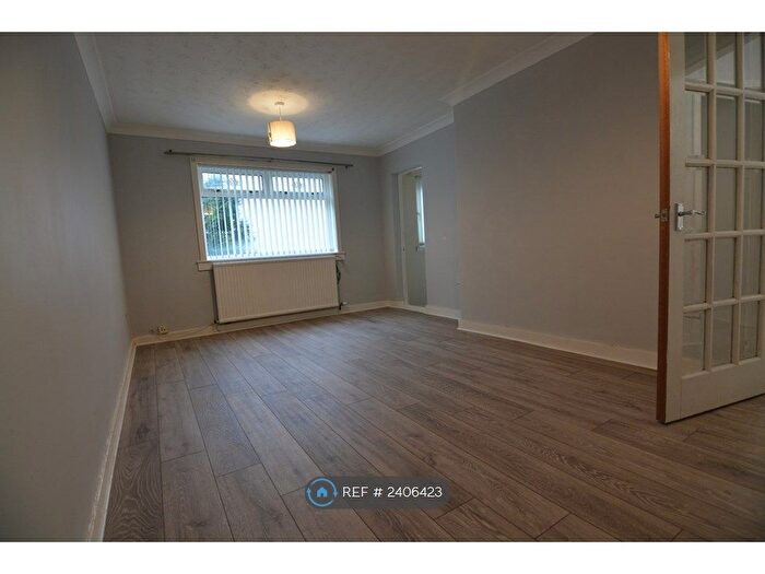 2 Bedroom Flat To Rent In Dunphail Road, Glasgow Bx, G34
