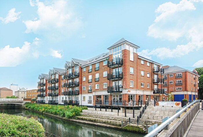 2 Bedroom Flat To Rent In Brentford Lock, Brentford, TW8