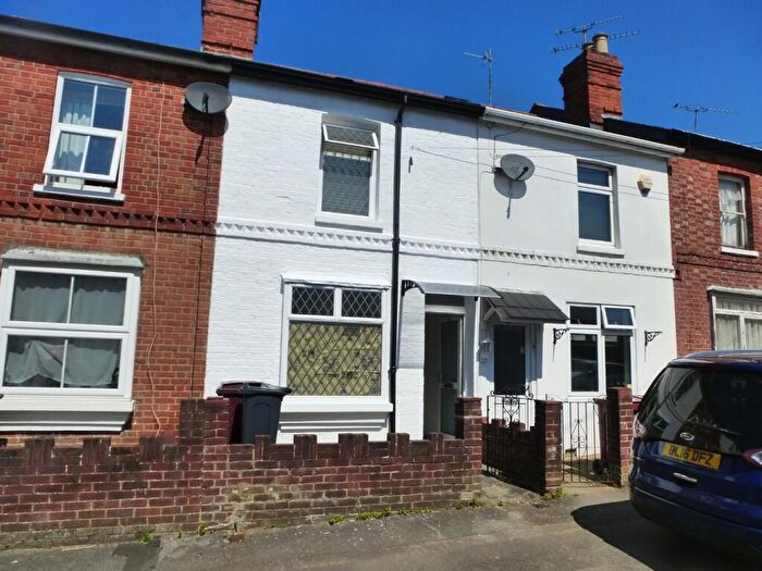 3 Bedroom Terraced House To Rent In Adelaide Road, Reading, Berkshire, RG6