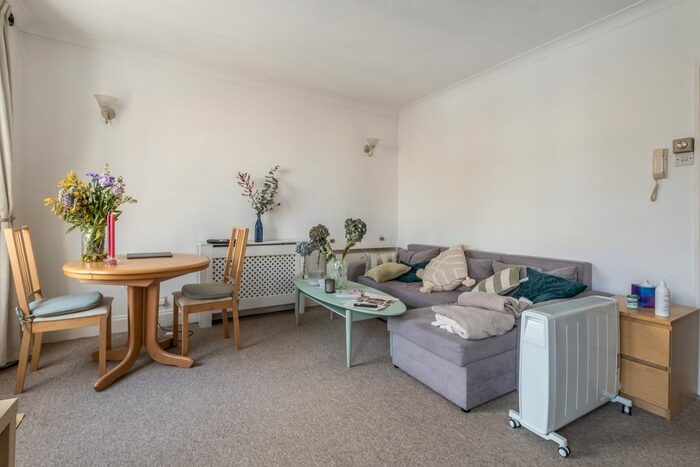 1 Bedroom Flat To Rent In York Street, London, W1H