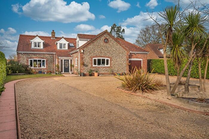 5 Bedroom Detached House For Sale In Pennygate, Barton Turf, Norwich, NR12