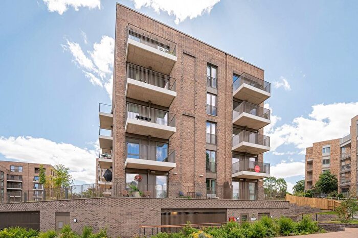 1 Bedroom Flat To Rent In Ridgeway Views, Mill Hill, NW7
