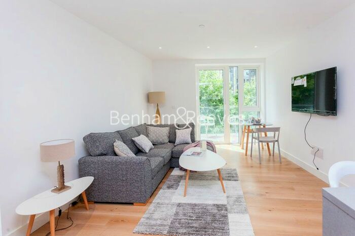 1 Bedroom Flat To Rent In Vaughan Way, Wapping, E1W