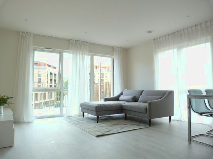 2 Bedroom Flat To Rent In Millbrook Park, Mill Hill, NW7