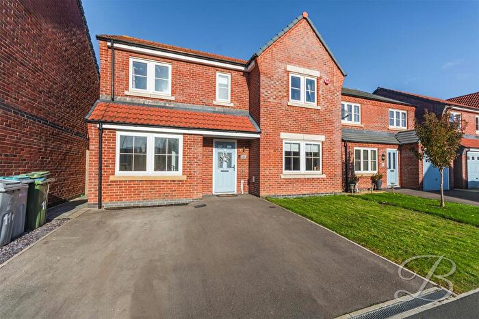 4 Bedroom Detached House For Sale In Oldbridge Way, Bilsthorpe, Newark, NG22