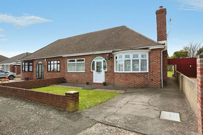 2 Bedroom Semi-Detached Bungalow For Sale In Perth Road, Gosport, PO13