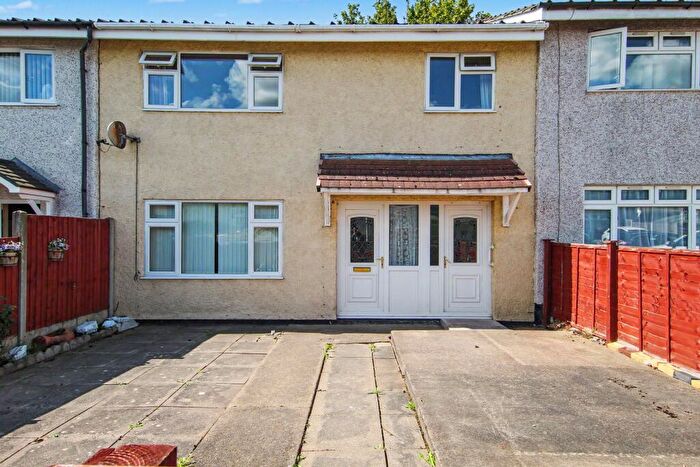 3 Bedroom Terraced House For Sale In Raven Close, Measham, DE12
