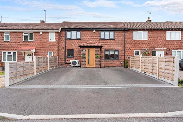 4 Bedroom Terraced House For Sale In Wilton Crescent, Macclesfield, SK11