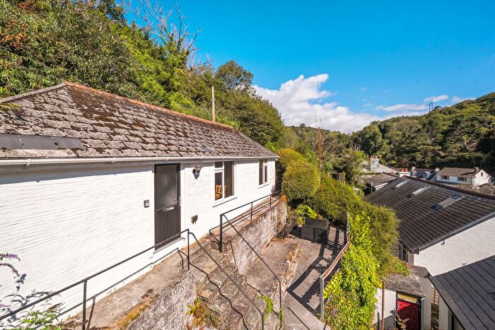 1 Bedroom Detached Bungalow For Sale In The Coombes, Polperro, Looe, Cornwall, PL13