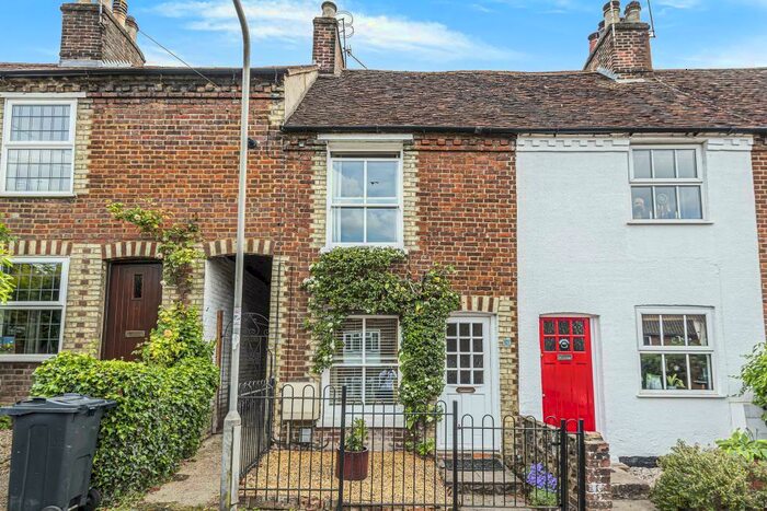 2 Bedroom Terraced House To Rent In Chesham, Buckinghamshire, HP5