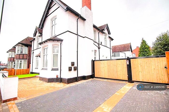 3 Bedroom Flat To Rent In Binley Road, Coventry, CV3