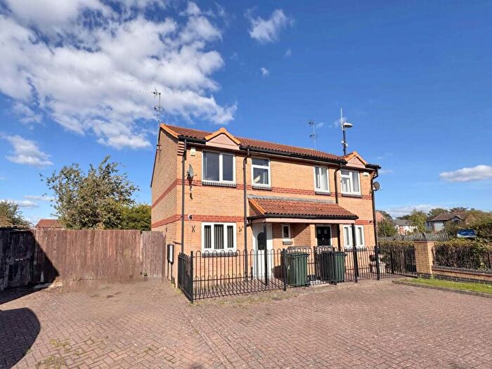 2 Bedroom Semi-Detached House For Sale In Shirebrook Close, Coventry, CV2