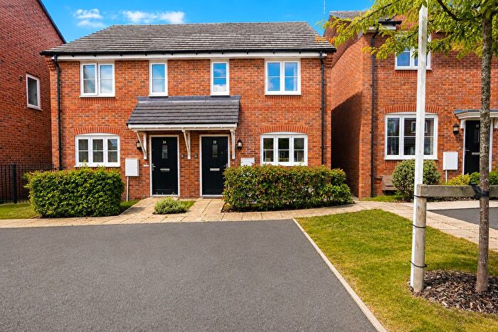 2 Bedroom Semi Detached House For Sale In Martin Drive, Kenilworth, Warwickshire, CV8