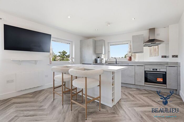 2 Bedroom Flat For Sale In Flitch End, Braintree, CM7