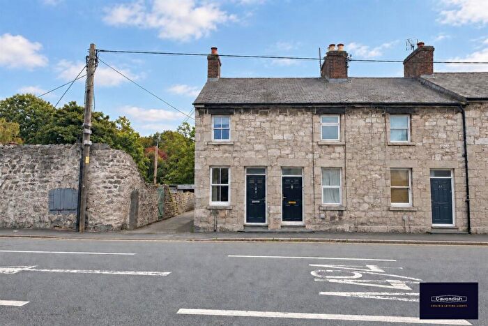 1 Bedroom End Of Terrace House To Rent In Mwrog Street, Ruthin, LL15