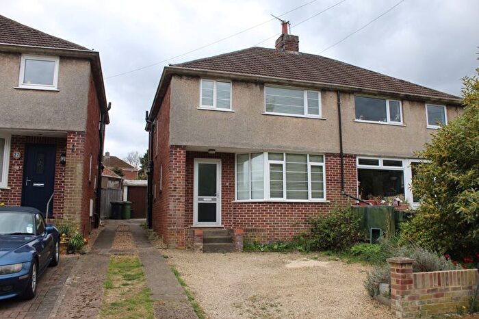 3 Bedroom Property To Rent In Chestnut Road, Botley, Oxford, OX2