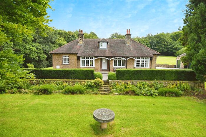 4 Bedroom Detached House For Sale In Brook Cottage, Rowsley, Matlock, DE4