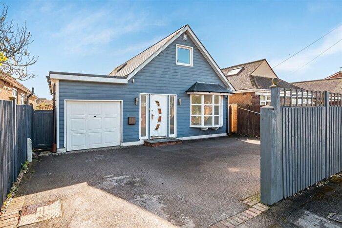 3 Bedroom Detached House To Rent In Sea Breeze, Manor Lane, Selsey, West Sussex, PO20