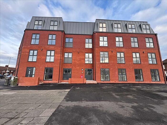 1 Bedroom Flat To Rent In Queens Court, Liverpool, L13
