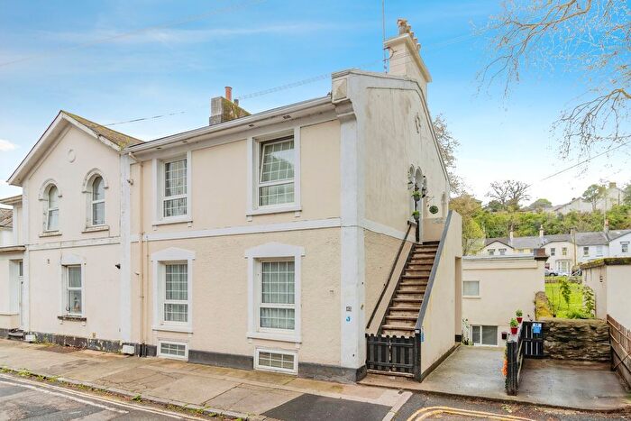 2 Bedroom Property To Rent In Magdalene Road, Torquay, TQ1