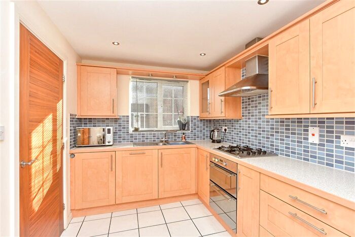4 Bedroom Detached House For Sale In Poppy Crescent, Minster-On-Sea, Sheerness, Kent, ME12