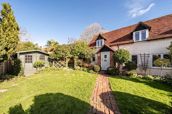 3 Bedroom End Of Terrace House For Sale In Maidenhead, Berkshire, SL6