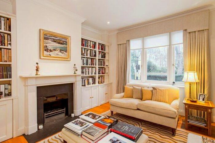 3 Bedroom Property To Rent In Hereford Square, London, SW7