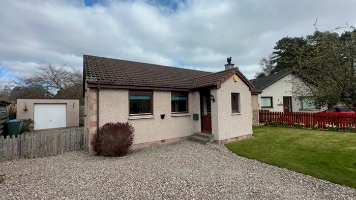 4 Bedroom Detached House For Sale In Crannich Park, Carrbridge, PH23