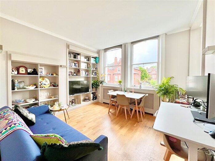 2 Bedroom Flat To Rent In Lawn Road, Belsize Park, NW3