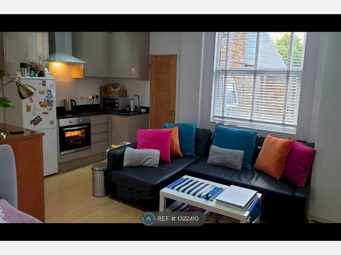 Studio To Rent In Ealing, London W5