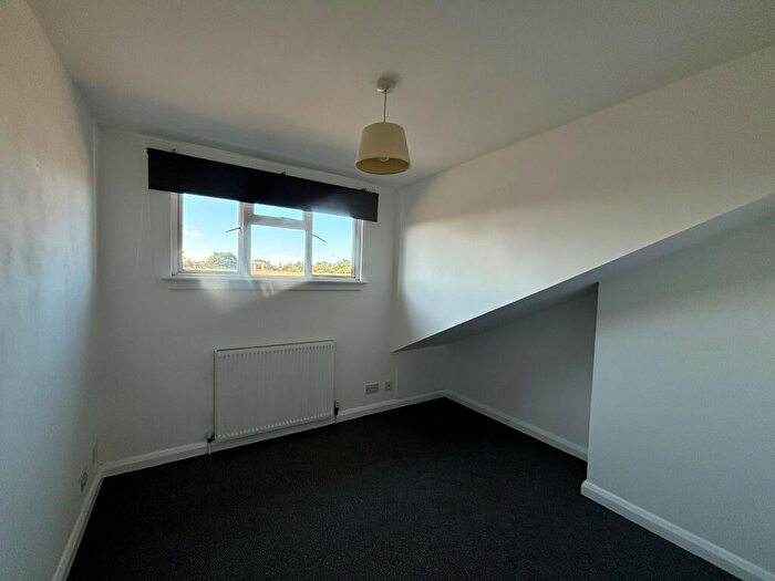 2 Bedroom Apartment To Rent In R L Stevenson Avenue, Bournemouth, BH4