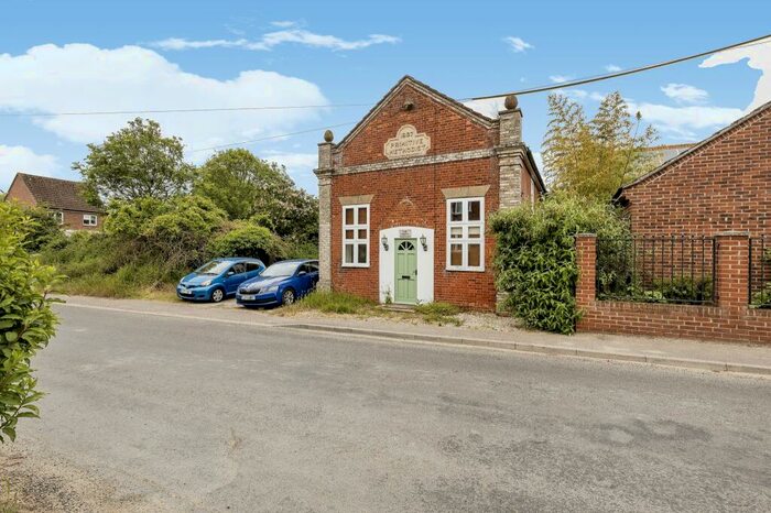 3 Bedroom Detached House For Sale In Mill Road, Banham, Norwich, NR16