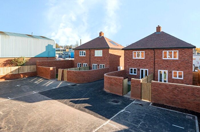 2 Bedroom End Of Terrace House To Rent In Prospect Place, Prospect Road, Alresford, Hampshire, SO24